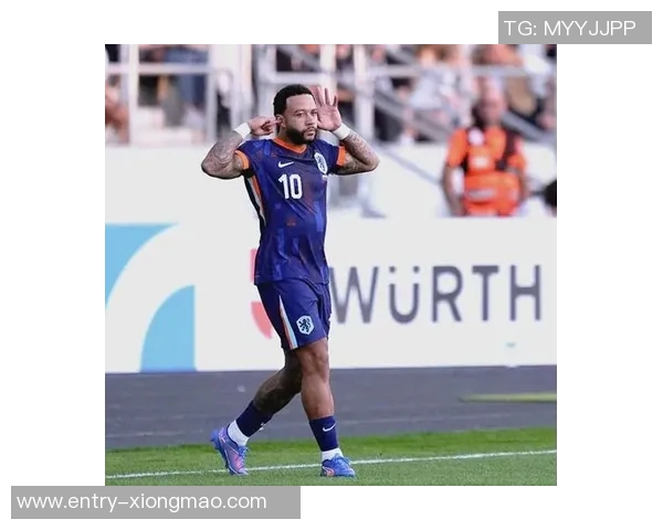 德佩在荷兰国家队创下54球35助的辉煌纪录双双领跑队史榜单